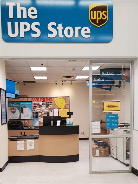 ups store finder